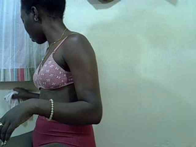 Prettylovie webcam