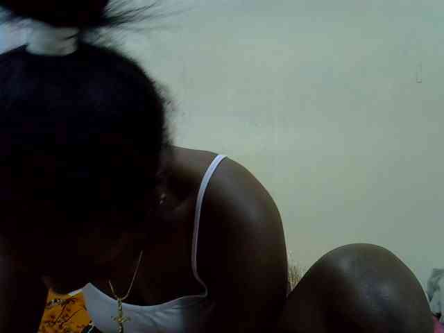 Prettylovie webcam