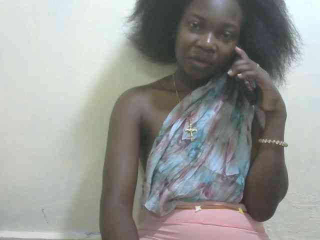Prettylovie webcam