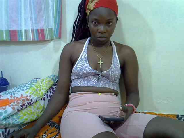 Prettylovie webcam