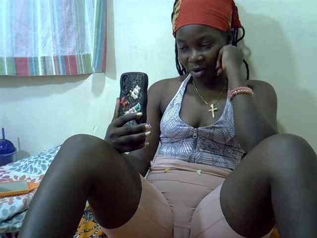 Prettylovie webcam