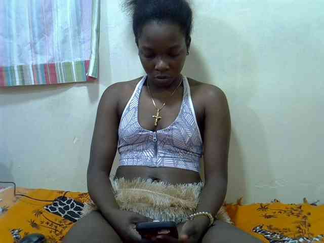 Prettylovie webcam