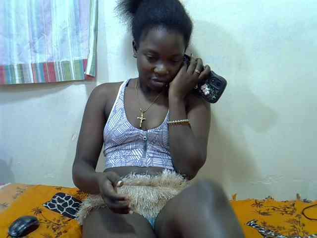 Prettylovie webcam