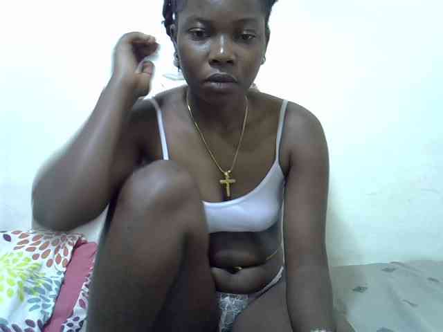 Prettylovie webcam