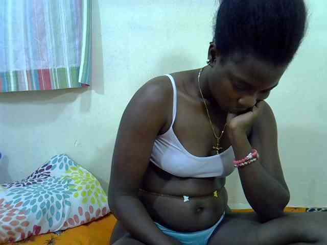 Prettylovie webcam
