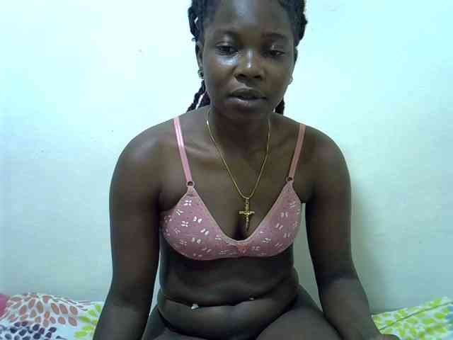 Prettylovie webcam