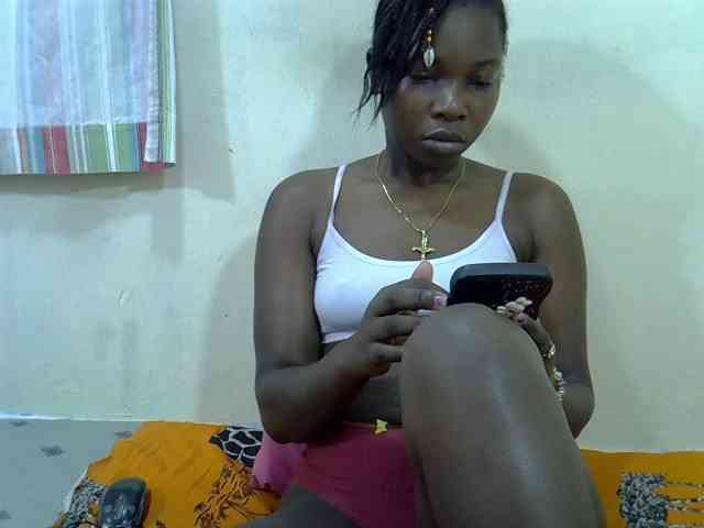 Prettylovie webcam