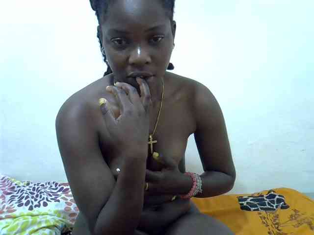 Prettylovie webcam
