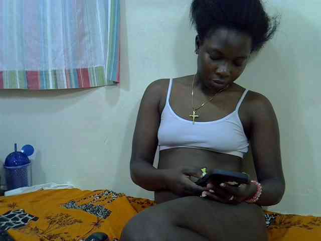 Prettylovie webcam