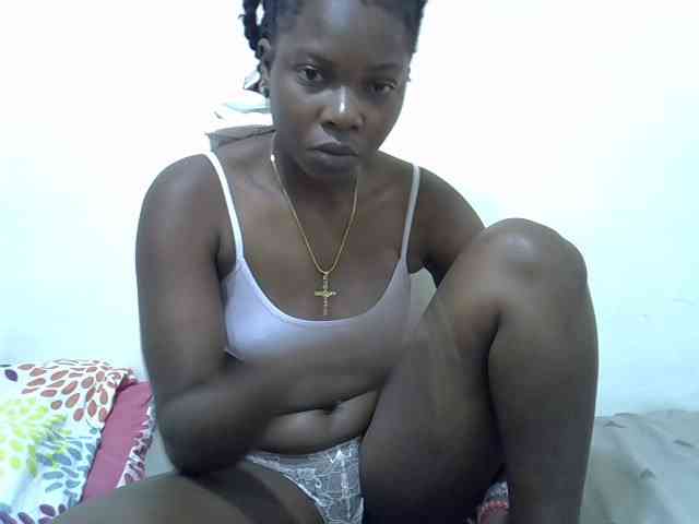 Prettylovie webcam