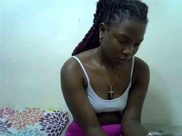 Prettylovie webcam
