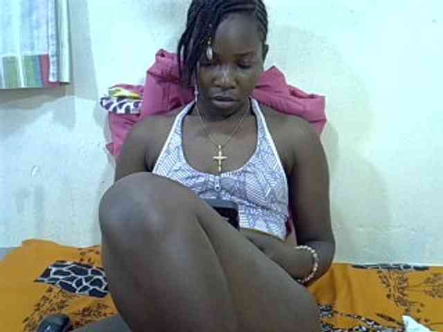 Prettylovie webcam