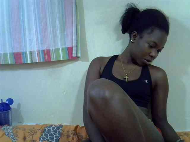 Prettylovie webcam