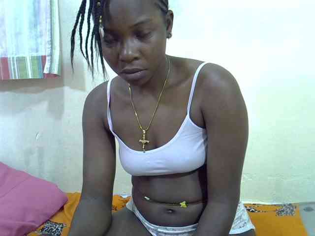 Prettylovie webcam