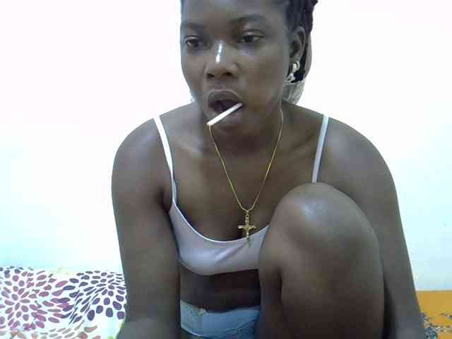 Prettylovie webcam