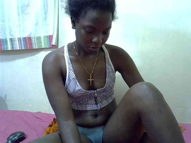 Prettylovie webcam
