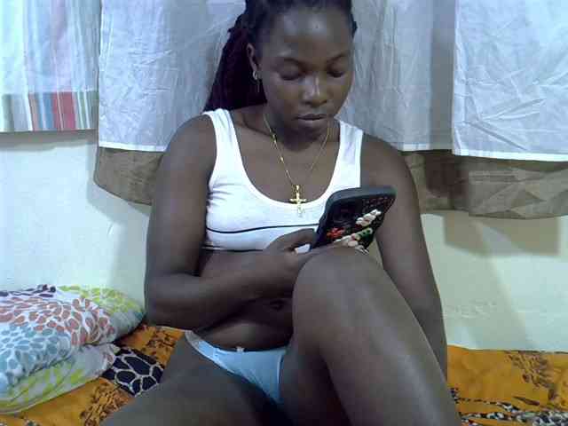 Prettylovie webcam
