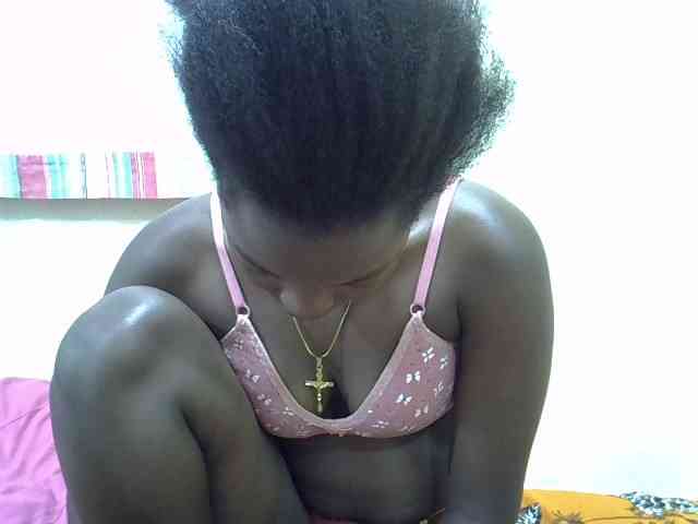 Prettylovie webcam