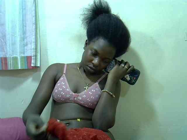 Model: Prettylovie