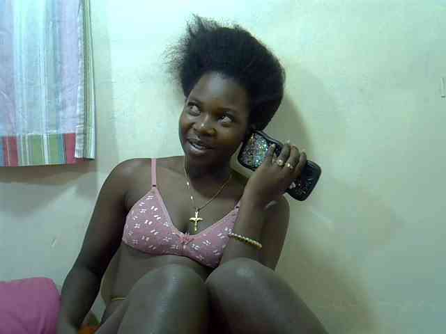 Prettylovie webcam