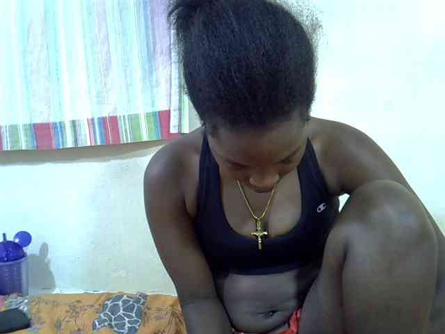 Prettylovie webcam
