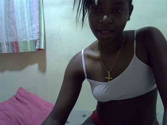 Prettylovie webcam