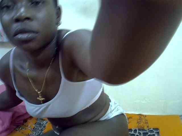 Prettylovie webcam