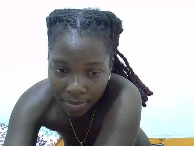 Prettylovie webcam