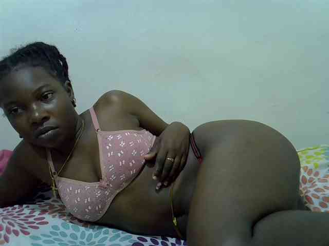 Prettylovie webcam
