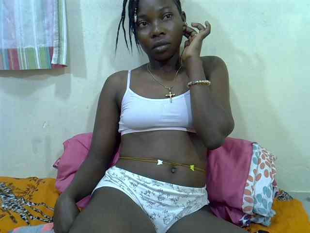 Prettylovie webcam