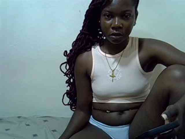 Prettylovie webcam