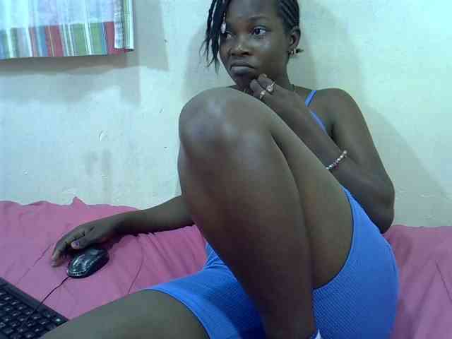 Prettylovie webcam