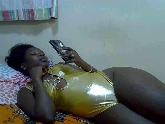 Prettylovie webcam