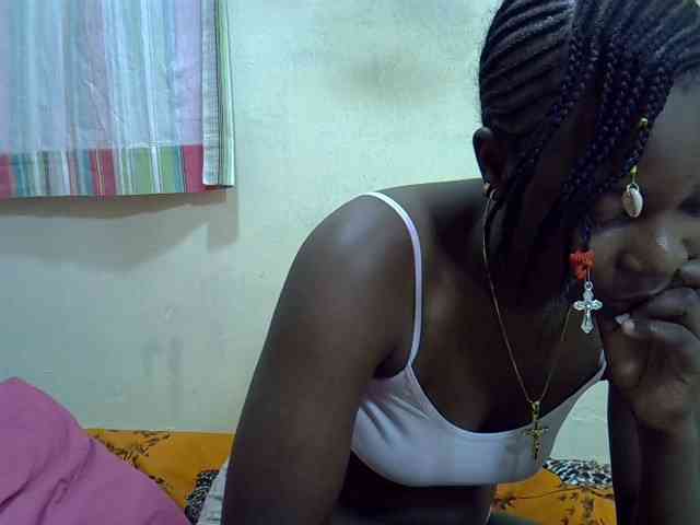 Prettylovie webcam