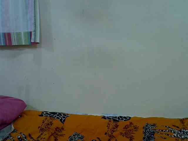 Prettylovie webcam