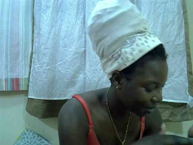 Prettylovie webcam