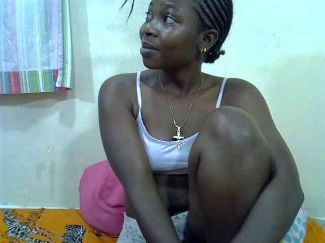 Prettylovie webcam