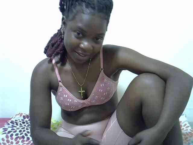 Prettylovie webcam