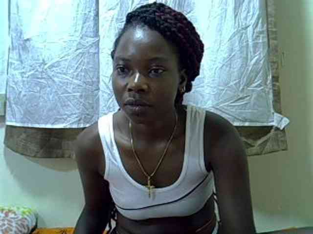 Prettylovie webcam