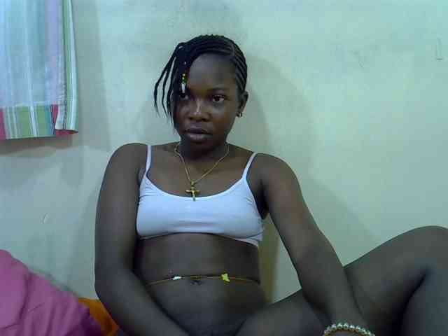 Prettylovie webcam