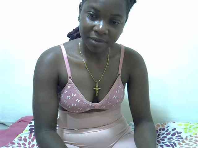 Prettylovie webcam