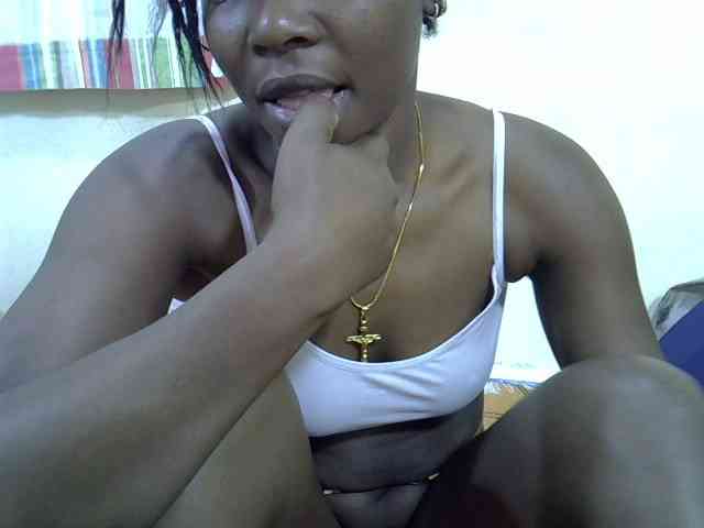 Prettylovie webcam