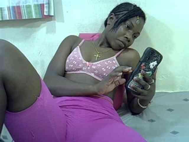 Prettylovie webcam
