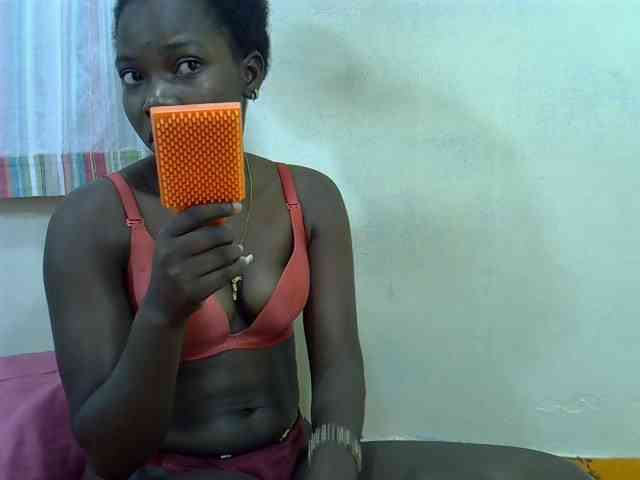 Prettylovie webcam