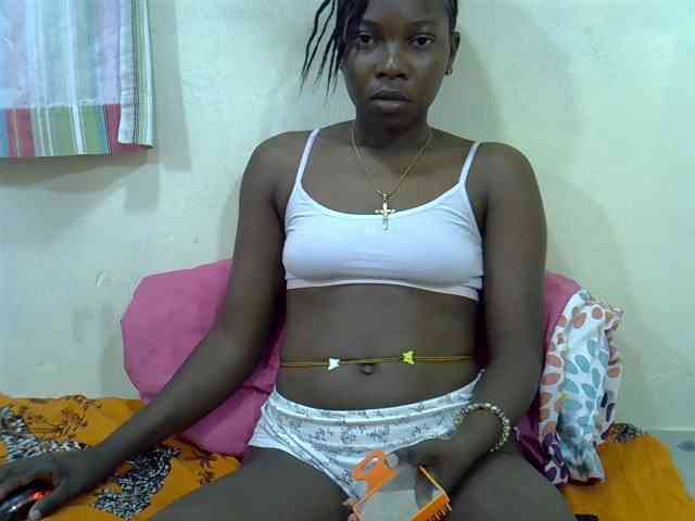 Prettylovie webcam
