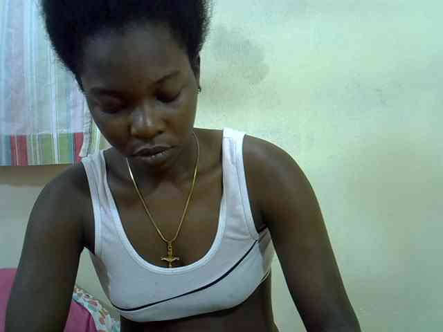 Prettylovie webcam