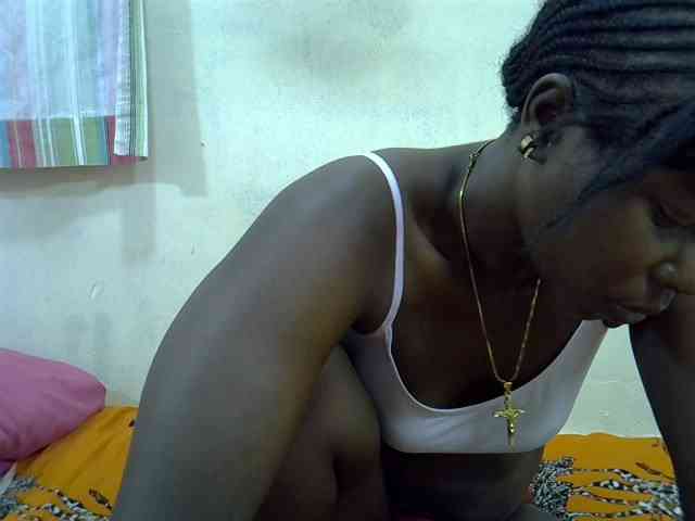 Prettylovie webcam