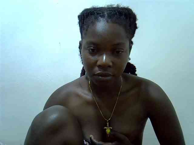 Prettylovie webcam