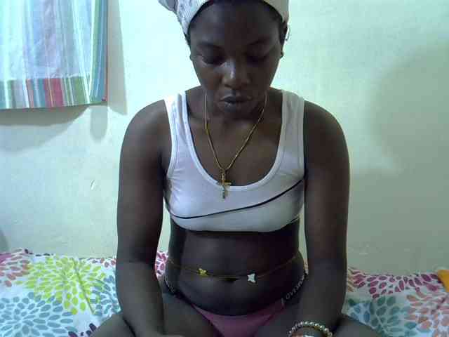 Prettylovie webcam