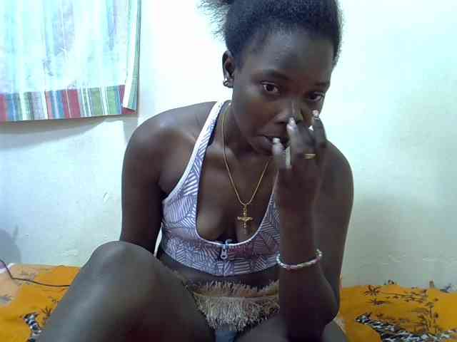 Prettylovie webcam